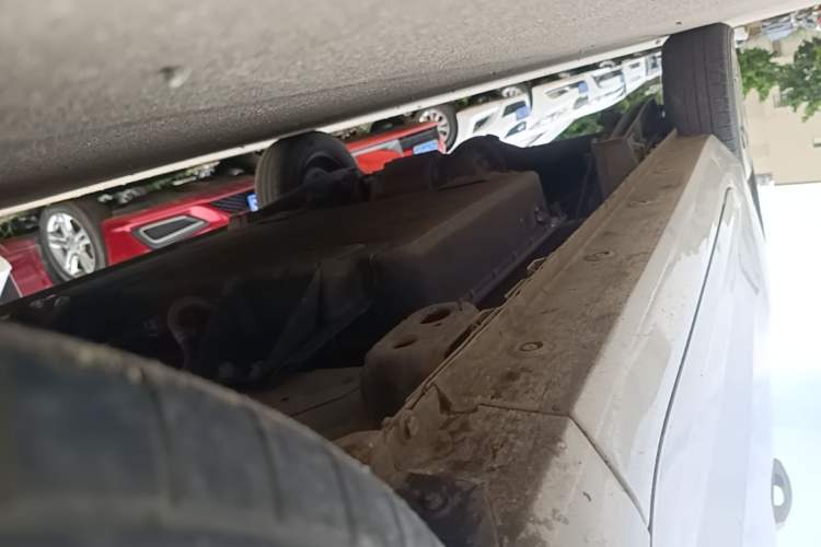 Used Wuling Hongguang MINIEV 2021 Macaron Fashion Edition Lithium-Ion Battery Right Side Sill