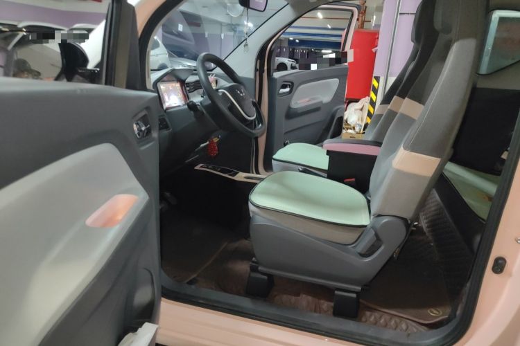 Used Wuling Hongguang MINIEV 2021 Macaron Premium Model – Lithium Iron Phosphate Driver Seat
