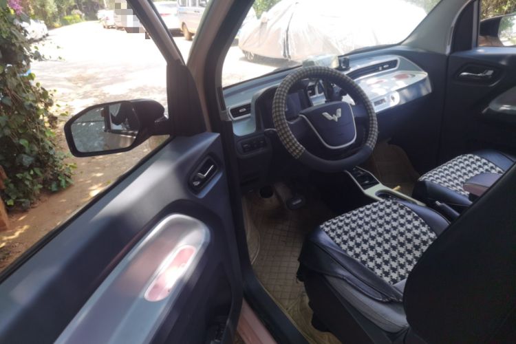 Used Wuling Hongguang MINIEV 2021 Macaron Premium Model – Lithium Iron Phosphate Driver Seat