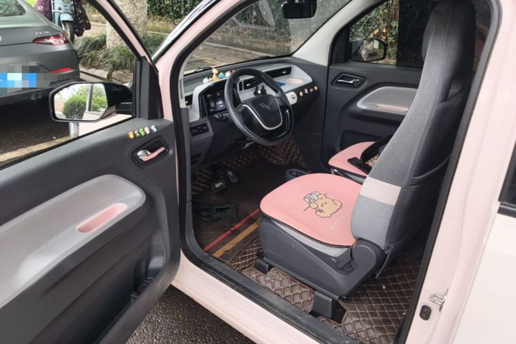 Used Wuling Hongguang MINIEV 2021 Macaron Premium Model – Lithium Iron Phosphate Driver Seat