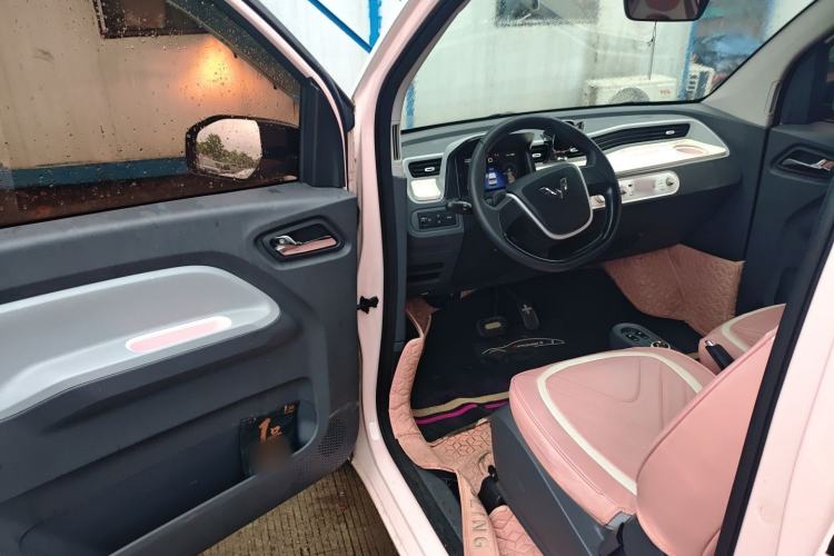 Used Wuling Hongguang MINIEV 2021 Macaron Premium Model – Lithium Iron Phosphate Driver Seat