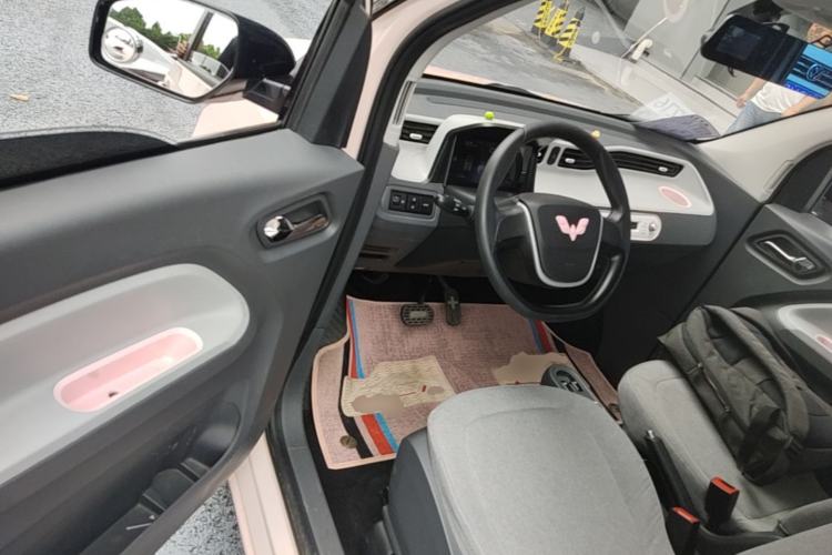 Used Wuling Hongguang MINIEV 2021 Macaron Fashion Edition Lithium-Ion Battery Driver Seat