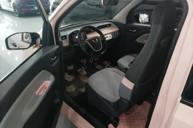 Used Wuling Hongguang MINIEV 2021 Macaron Premium Model – Lithium Iron Phosphate Driver Seat