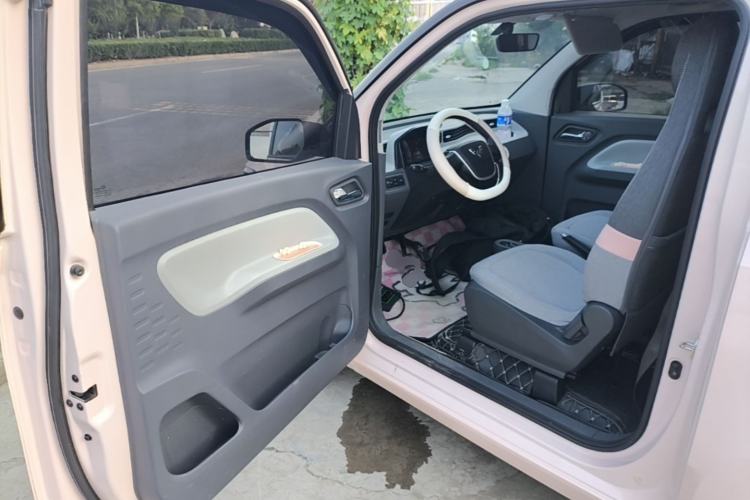 Used Wuling Hongguang MINIEV 2021 Macaron Premium Model – Lithium Iron Phosphate Driver Seat