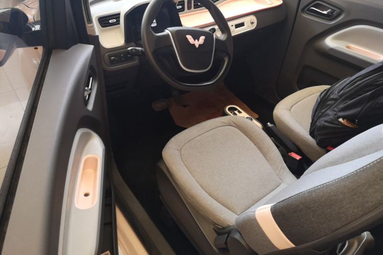 Used Wuling Hongguang MINIEV 2021 Macaron Premium Model – Lithium Iron Phosphate Driver Seat