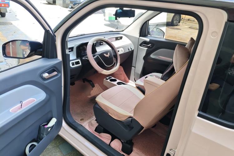 Used Wuling Hongguang MINIEV 2021 Macaron Premium Model – Lithium Iron Phosphate Driver Seat
