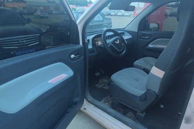 Used Wuling Hongguang MINIEV 2021 Macaron Fashion Model Lithium Iron Phosphate Driver Seat