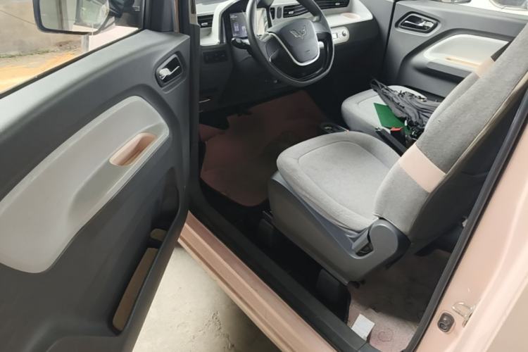 Used Wuling Hongguang MINIEV 2021 Macaron Premium Model – Lithium Iron Phosphate Driver Seat