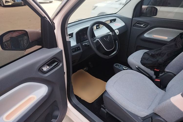 Used Wuling Hongguang MINIEV 2021 Macaron Fashion Edition Lithium-Ion Battery Driver Seat