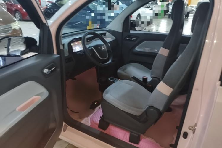 Used Wuling Hongguang MINIEV 2021 Macaron Fashion Model Lithium Iron Phosphate Driver Seat