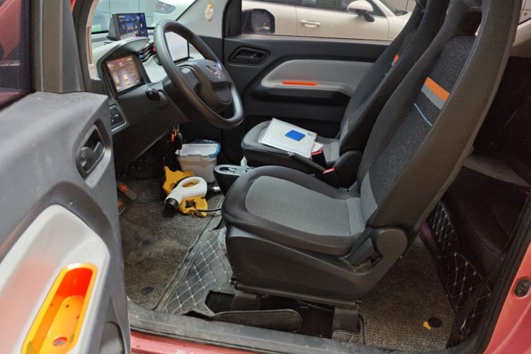 Used Wuling Hongguang MINIEV 2021 Macaron Fashion Edition Lithium-Ion Battery Driver Seat