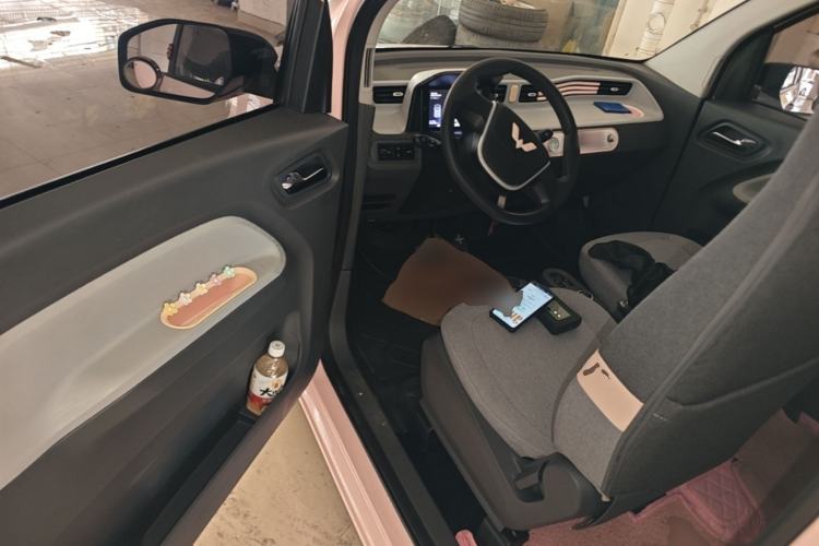 Used Wuling Hongguang MINIEV 2021 Macaron Premium Model – Lithium Iron Phosphate Driver Seat