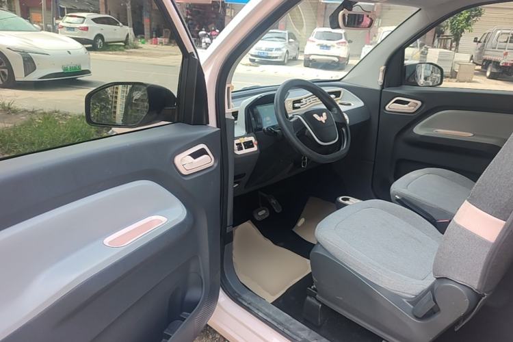 Used Wuling Hongguang MINIEV 2021 Macaron Fashion Edition Lithium-Ion Battery Driver Seat