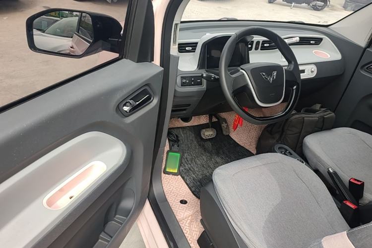 Used Wuling Hongguang MINIEV 2021 Macaron Fashion Edition Lithium-Ion Battery Driver Seat