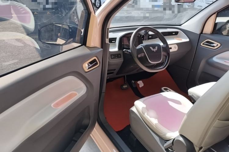 Used Wuling Hongguang MINIEV 2021 Macaron Premium Model – Lithium Iron Phosphate Driver Seat