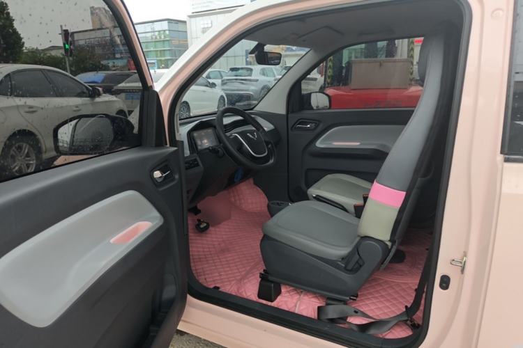 Used Wuling Hongguang MINIEV 2021 Macaron Premium Model – Lithium Iron Phosphate Driver Seat