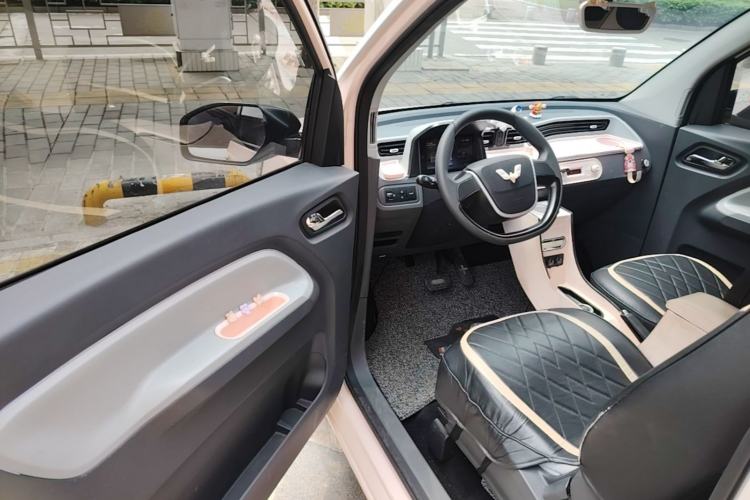 Used Wuling Hongguang MINIEV 2021 Macaron Sandwich Model 170 km Lithium Iron Phosphate Driver Seat