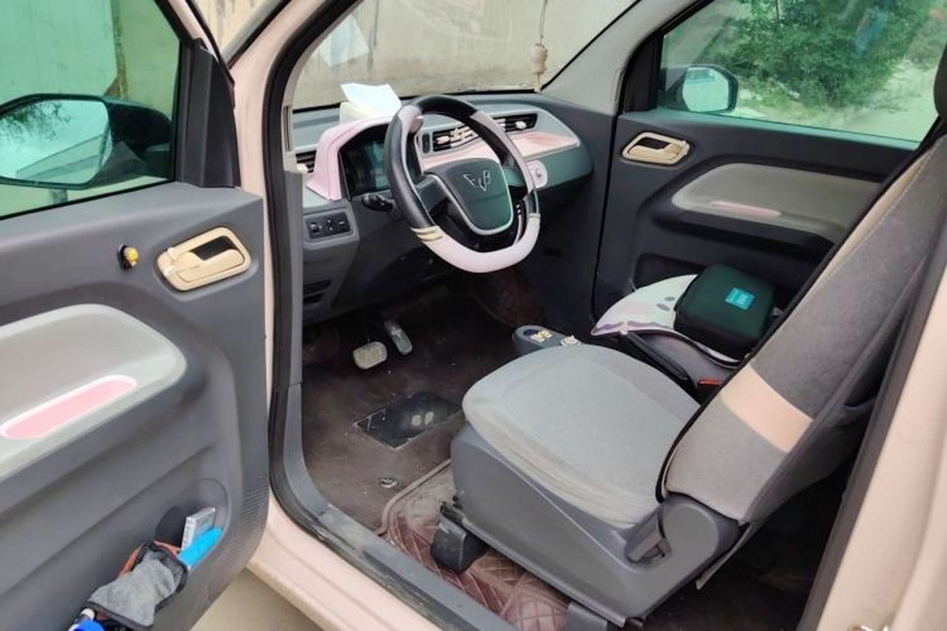 Used Wuling Hongguang MINIEV 2021 Macaron Premium Model – Lithium Iron Phosphate Driver Seat