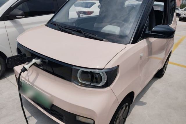 Used Wuling Hongguang MINIEV 2021 Macaron Fashion Model Lithium Iron Phosphate