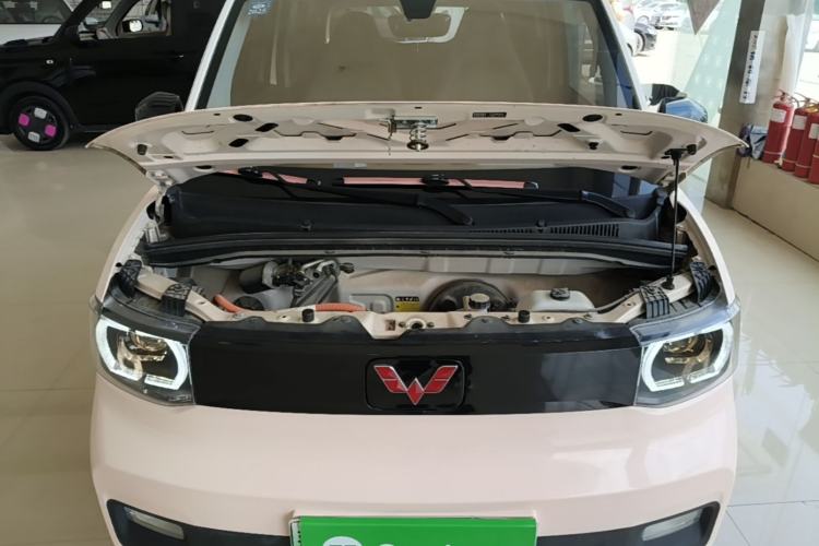 Used Wuling Hongguang MINIEV 2021 Macaron Fashion Edition Lithium-Ion Battery Engine Bay