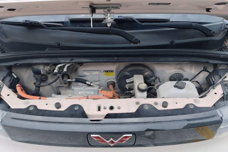 Used Wuling Hongguang MINIEV 2021 Macaron Premium Model – Lithium Iron Phosphate Engine Bay