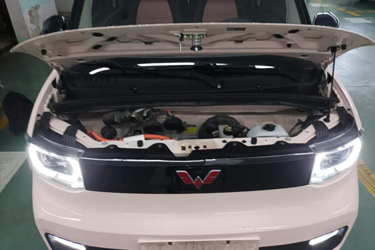 Used Wuling Hongguang MINIEV 2021 Macaron Premium Model – Lithium Iron Phosphate Engine Bay