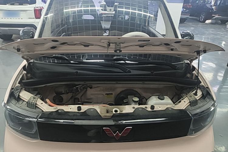 Used Wuling Hongguang MINIEV 2021 Macaron Fashion Edition Lithium-Ion Battery Engine Bay