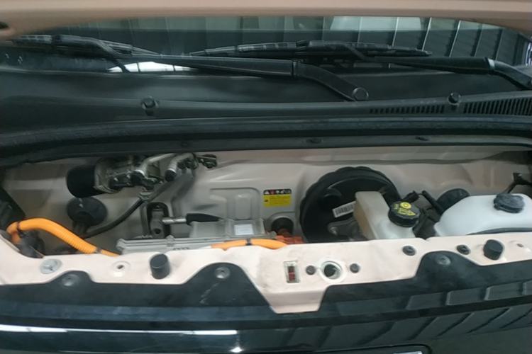 Used Wuling Hongguang MINIEV 2021 Macaron Premium Model – Lithium Iron Phosphate Engine Bay