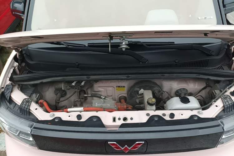 Used Wuling Hongguang MINIEV 2021 Macaron Premium Model – Lithium Iron Phosphate Engine Bay