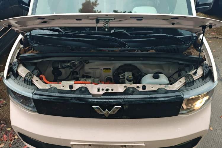 Used Wuling Hongguang MINIEV 2021 Macaron Premium Model – Lithium Iron Phosphate Engine Bay