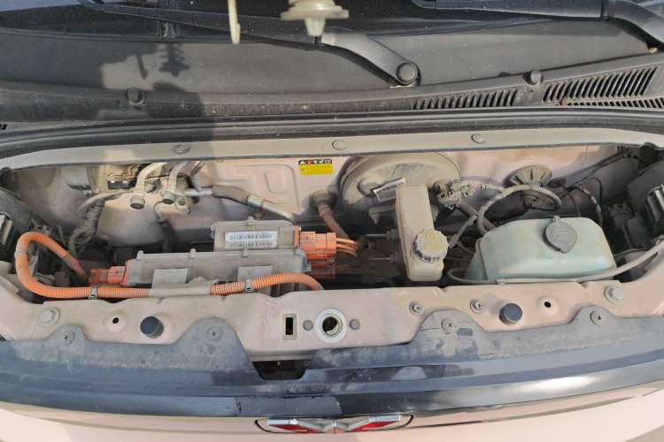 Used Wuling Hongguang MINIEV 2021 Macaron Premium Model – Lithium Iron Phosphate Engine Bay