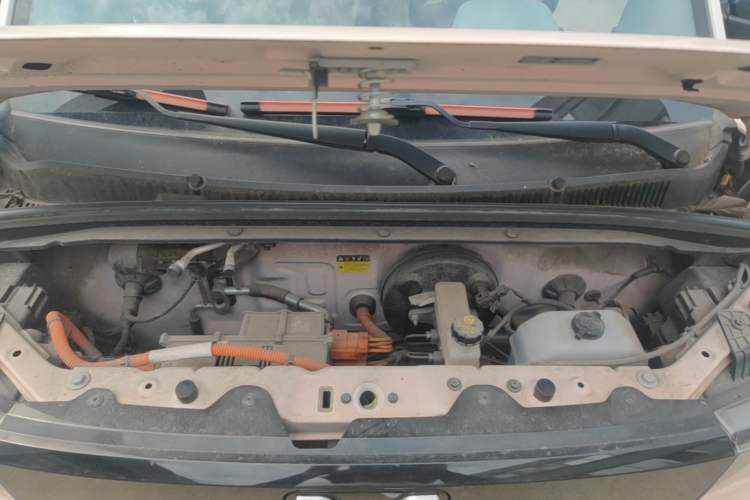Used Wuling Hongguang MINIEV 2021 Macaron Premium Model – Lithium-NMC Engine Bay