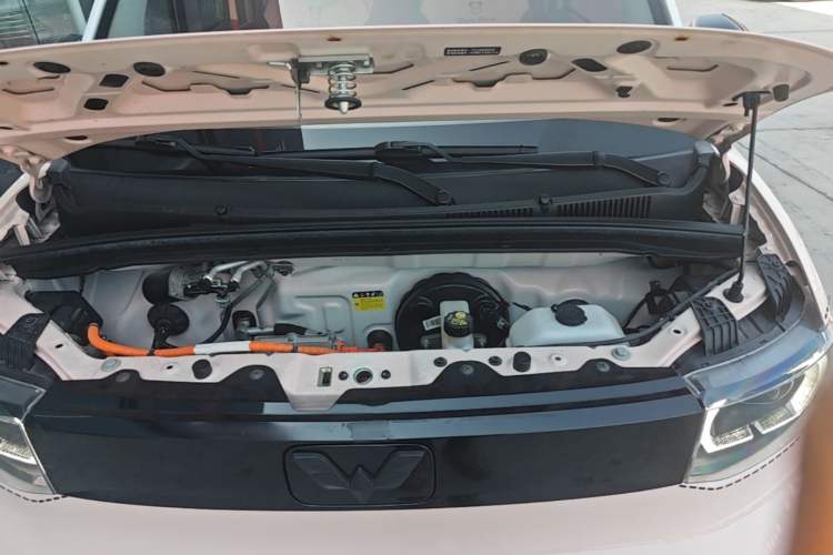 Used Wuling Hongguang MINIEV 2021 Macaron Premium Model – Lithium-NMC Engine Bay