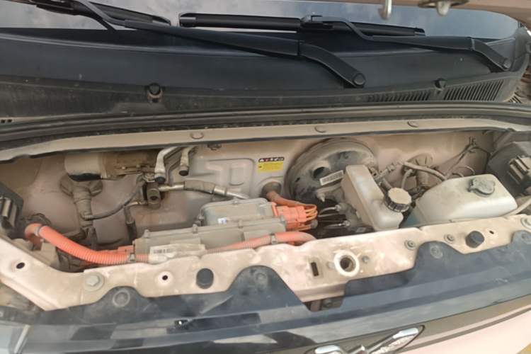 Used Wuling Hongguang MINIEV 2021 Macaron Premium Model – Lithium Iron Phosphate Engine Bay