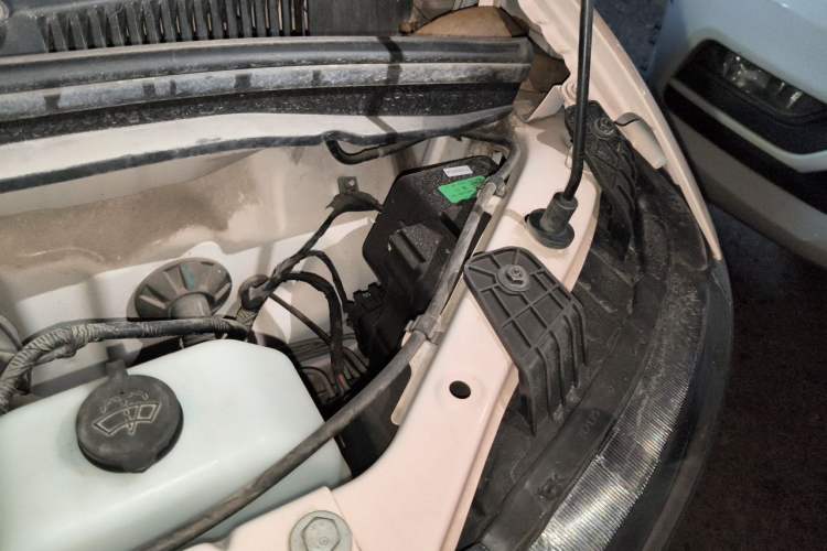 Used Wuling Hongguang MINIEV 2021 Macaron Premium Model – Lithium Iron Phosphate Engine Bay Left
