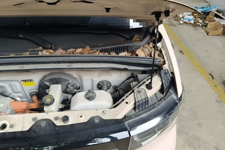 Used Wuling Hongguang MINIEV 2021 Macaron Premium Model – Lithium Iron Phosphate Engine Bay Left