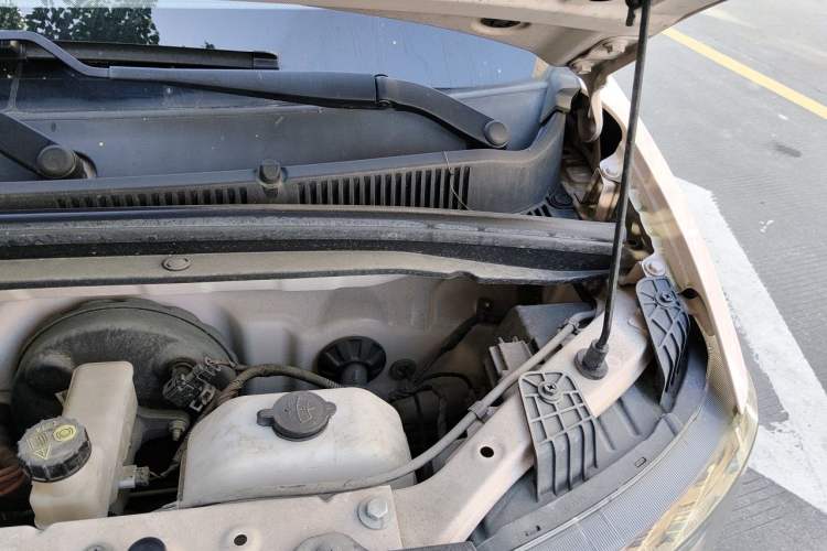 Used Wuling Hongguang MINIEV 2021 Macaron Premium Model – Lithium Iron Phosphate Engine Bay Left