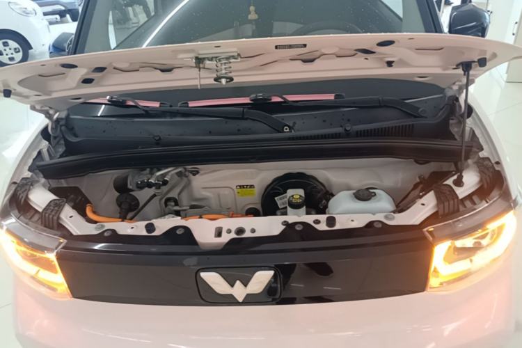Used Wuling Hongguang MINIEV 2021 Macaron Premium Model – Lithium Iron Phosphate Engine Bay