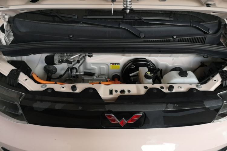 Used Wuling Hongguang MINIEV 2021 Macaron Fashion Model Lithium Iron Phosphate Engine Bay