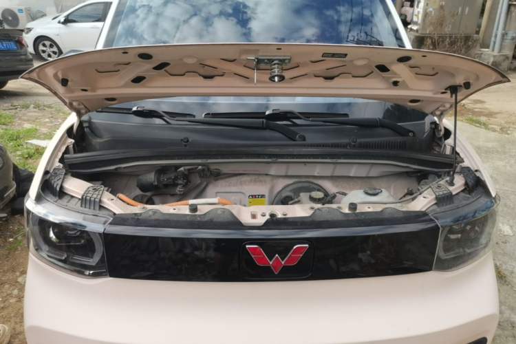 Used Wuling Hongguang MINIEV 2021 Macaron Premium Model – Lithium Iron Phosphate Engine Bay