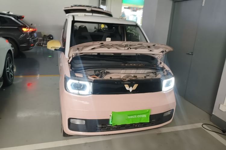 Used Wuling Hongguang MINIEV 2021 Macaron Fashion Model Lithium Iron Phosphate Engine Bay