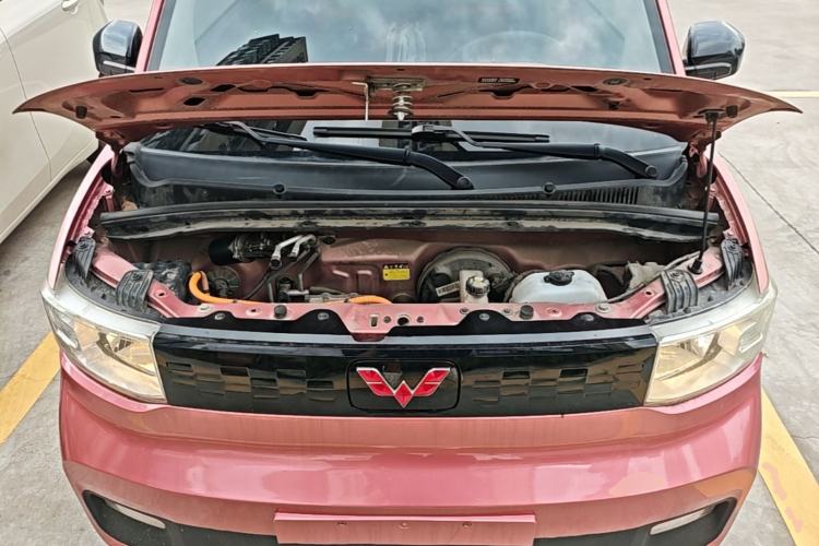 Used Wuling Hongguang MINIEV 2021 Macaron Fashion Edition Lithium-Ion Battery Engine Bay