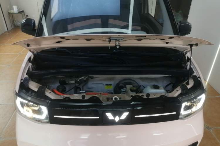 Used Wuling Hongguang MINIEV 2021 Macaron Premium Model – Lithium Iron Phosphate Engine Bay