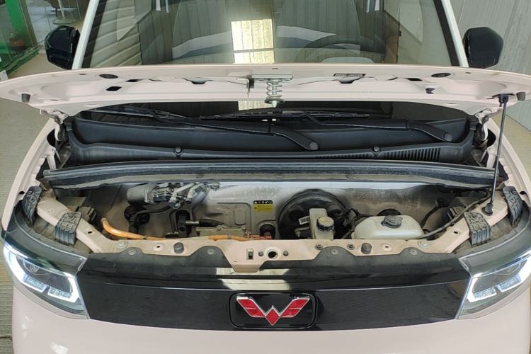 Used Wuling Hongguang MINIEV 2021 Macaron Fashion Edition Lithium-Ion Battery Engine Bay