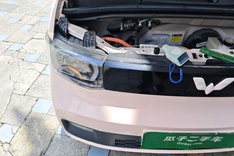Used Wuling Hongguang MINIEV 2021 Macaron Premium Model – Lithium Iron Phosphate Engine Bay Right