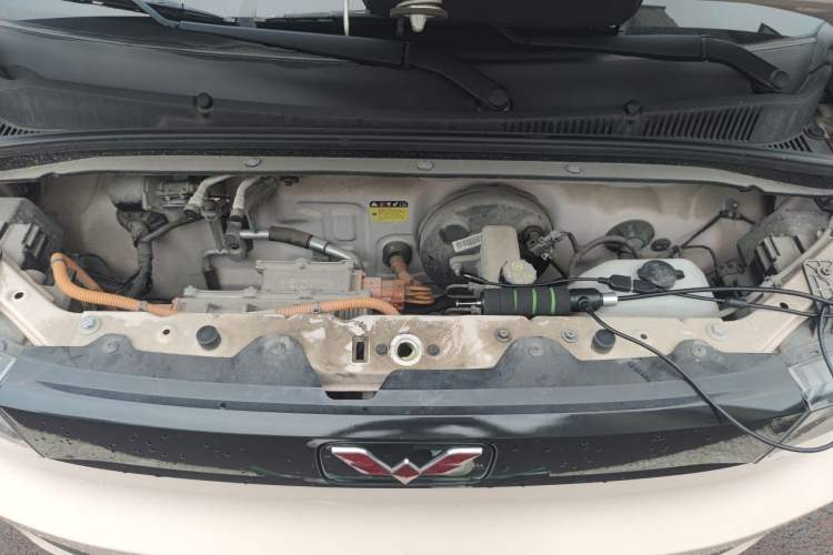 Used Wuling Hongguang MINIEV 2021 Macaron Fashion Edition Lithium-Ion Battery Engine Bay