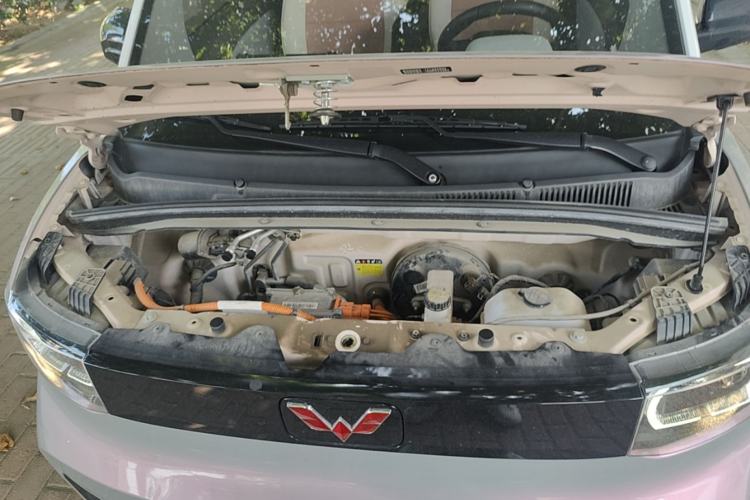 Used Wuling Hongguang MINIEV 2021 Macaron Premium Model – Lithium Iron Phosphate Engine Bay