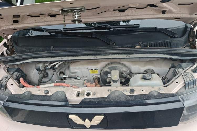 Used Wuling Hongguang MINIEV 2021 Macaron Premium Model – Lithium Iron Phosphate Engine Bay