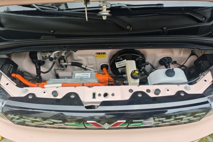Used Wuling Hongguang MINIEV 2021 Macaron Premium Model – Lithium-NMC Engine Bay