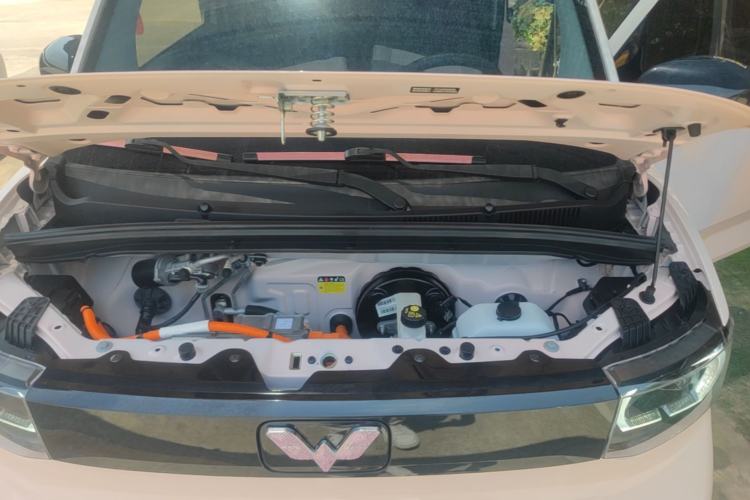 Used Wuling Hongguang MINIEV 2021 Macaron Premium Model – Lithium-NMC Engine Bay